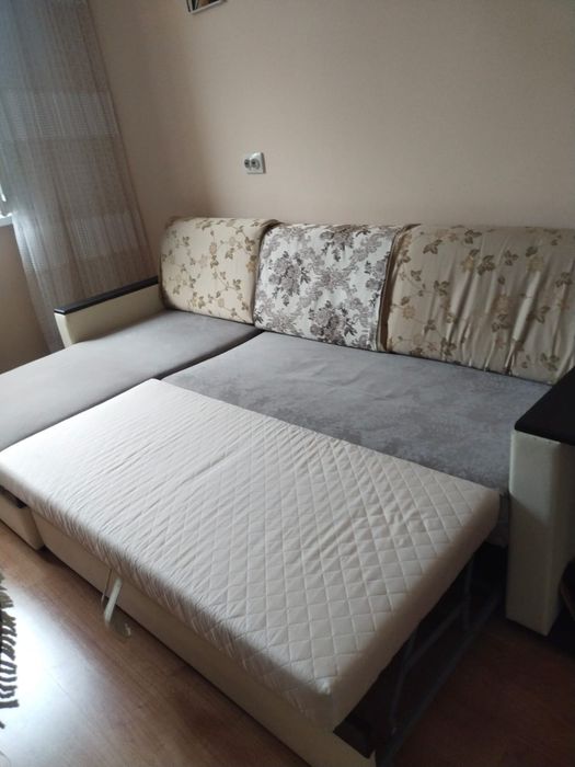 Продается   диван