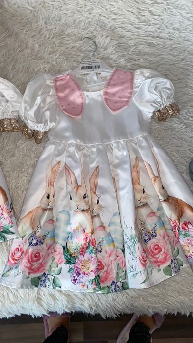 Rochița cu motiv de Paște 2-3 ani