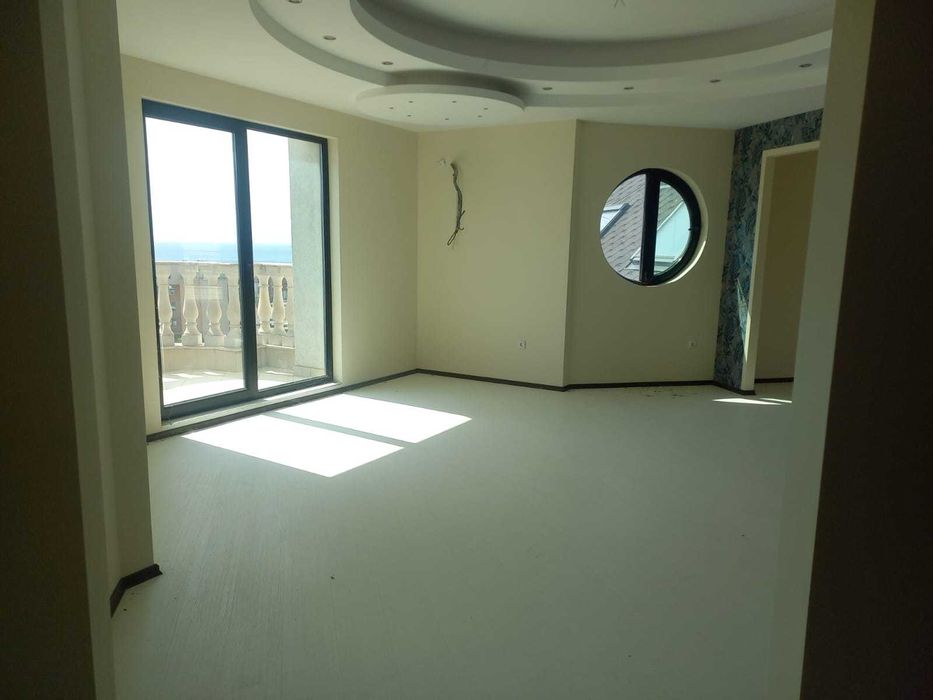 Продава се Четиристаен апартамент в Несебър - 200 кв.м за 775 €/кв.м - Снимка #1