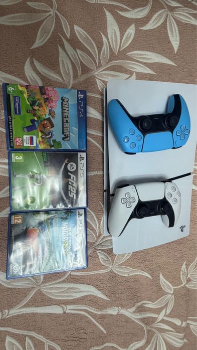 Продам PS5 , новый не пользовались