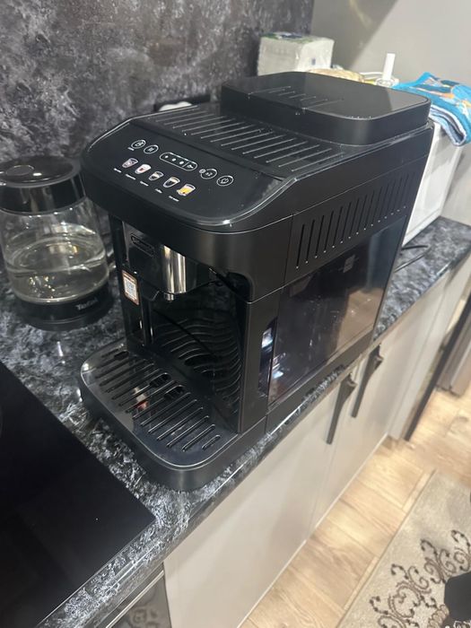 Кофемашина Delonghi Magnifica Evo ECAM 290