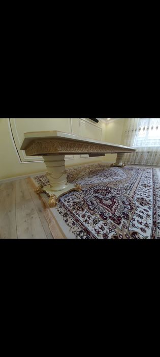 Стол гостевой новый