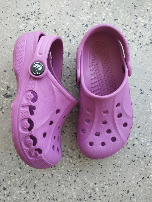 Обувки Keen и Crocs номер 29.