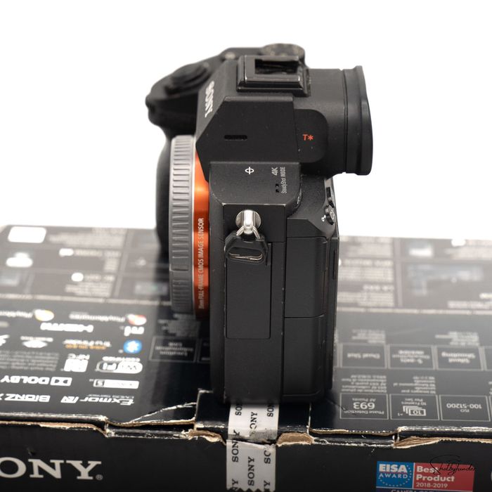 Sony A7 III + Tamron 28-75