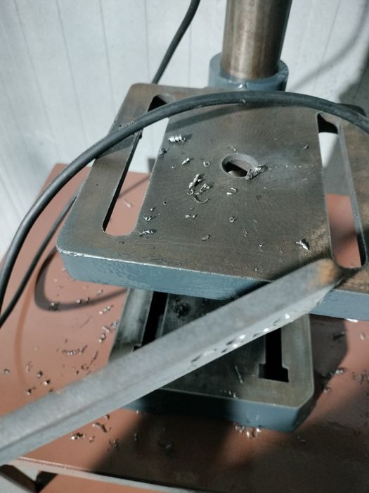 Bormașină cu coloana 220v bobinaj de cupru