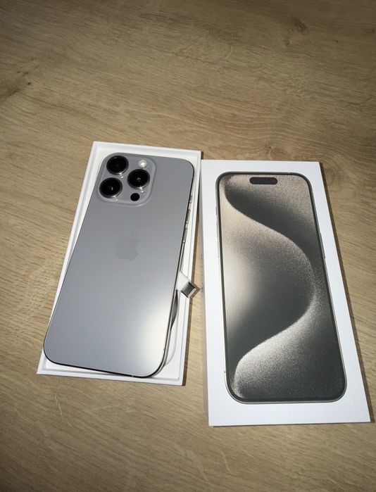 Iphone 15 pro titanium 256 Gb