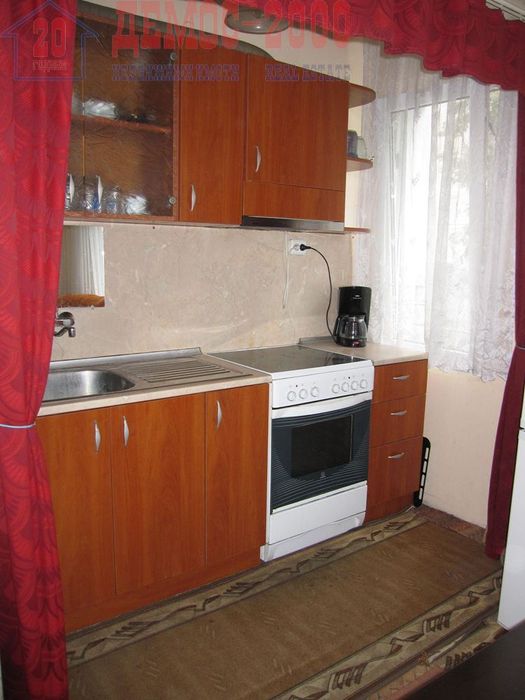 Дава се под наем Етаж от къща в Варна, Левски - 100 кв.м за 500 € - Снимка #4