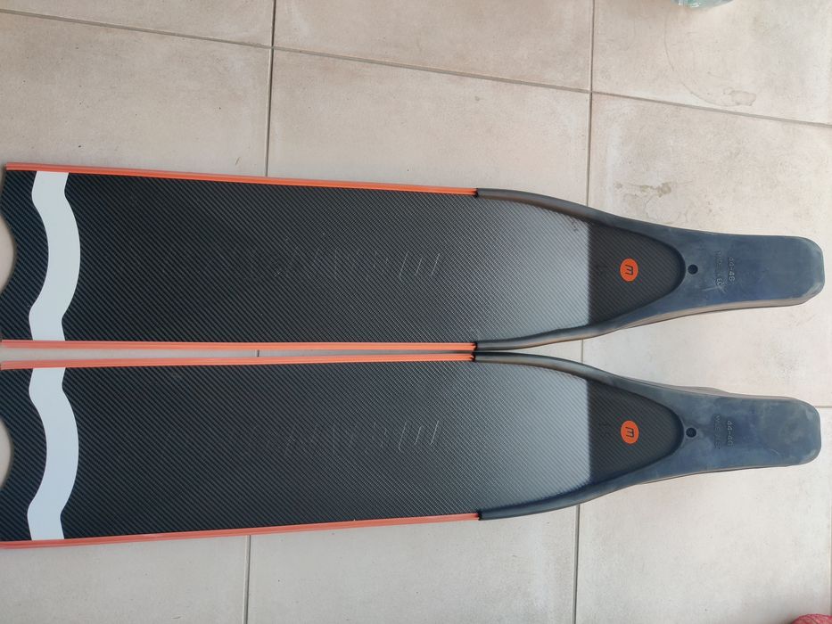 Карбонови плавници Meandros