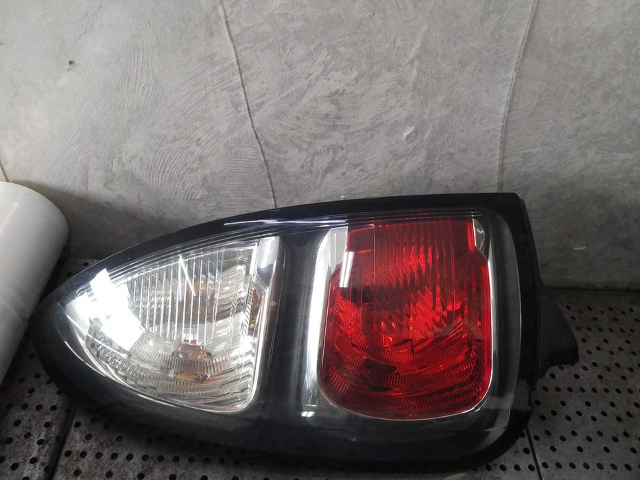 Stop tripla lampa stanga citroen c3 picasso 1 9681727280
