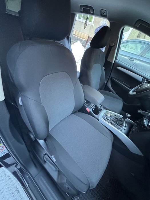 Huse  scaune+bancheta  Audi Q5