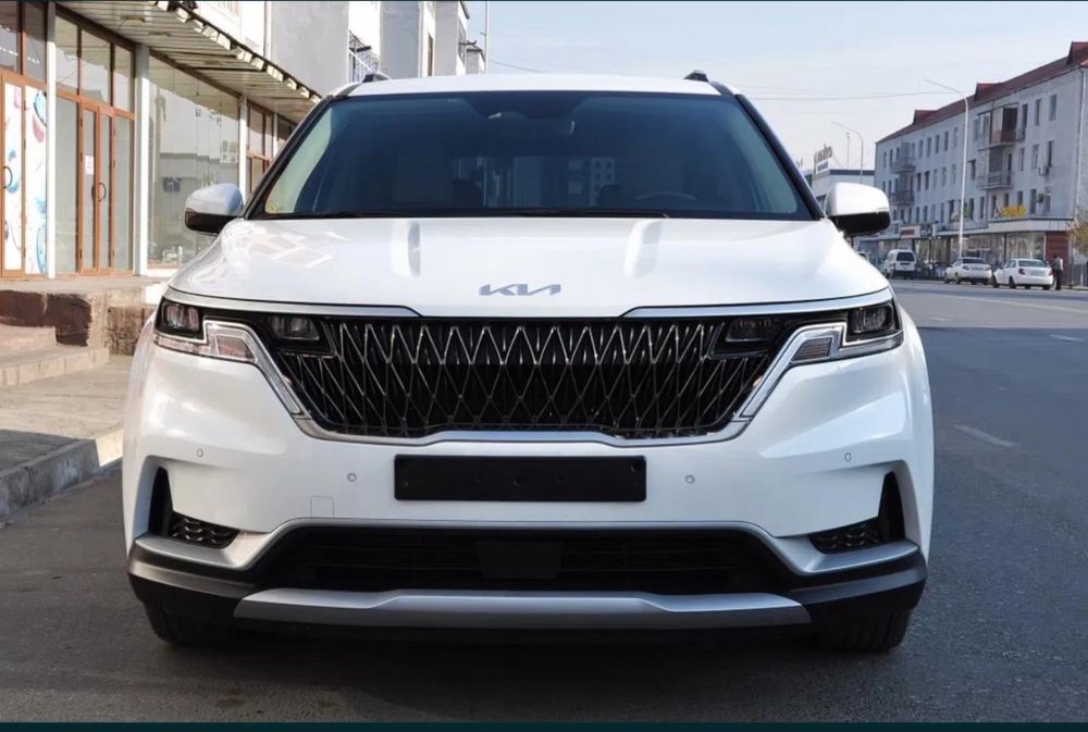Продается Kia Carnival 2023
