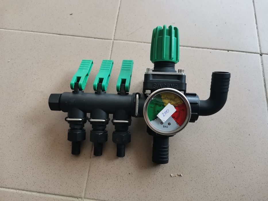 Distribuitor erbicidator