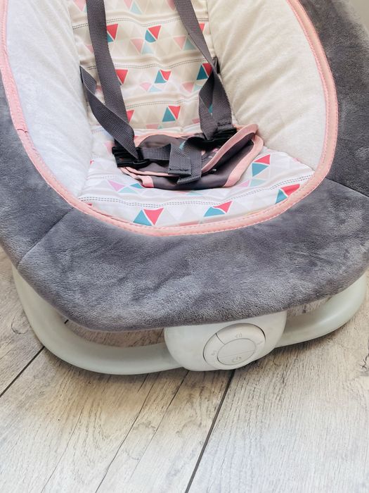 Шезлонг детский