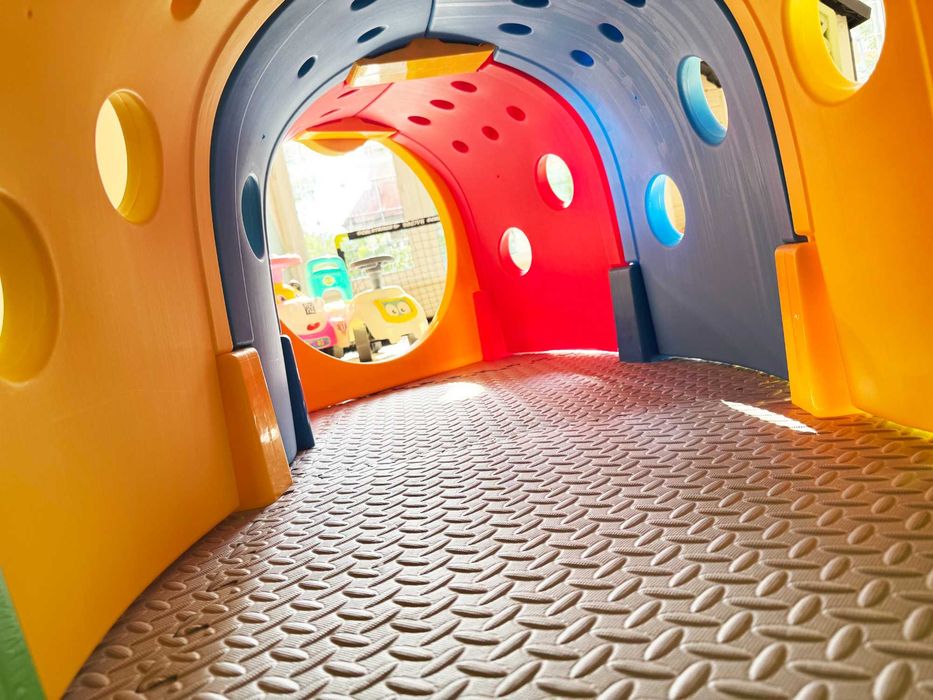 Тунел Гъсеница за игра на открито и закрито