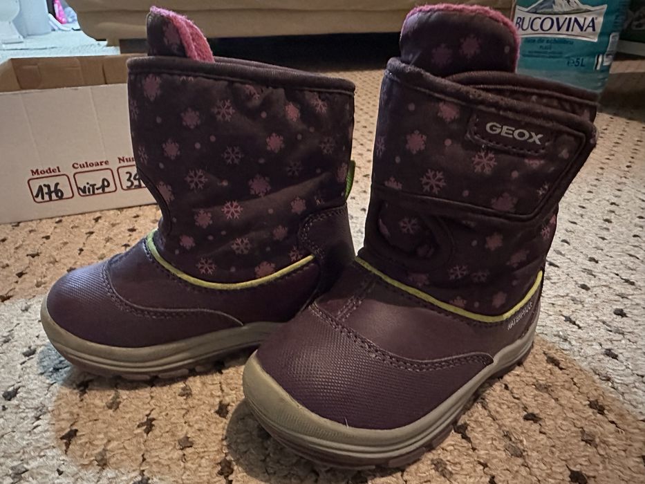 Vand ghete impermeabile Geox pentru Fetite marimea 22 Roz mov