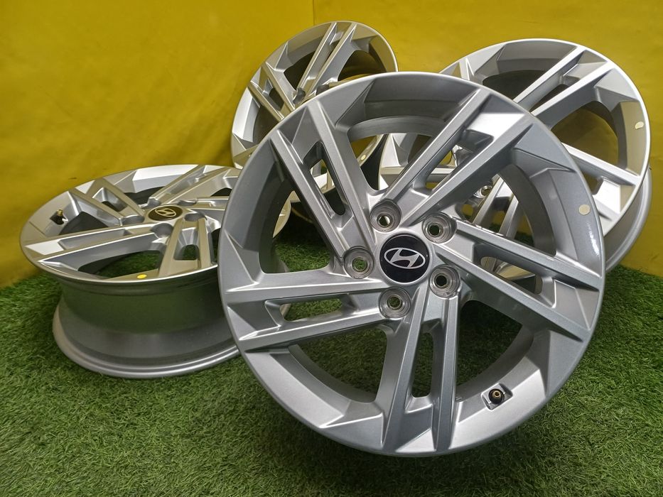 Диски R17 5x114.3 на Hyundai и другие.