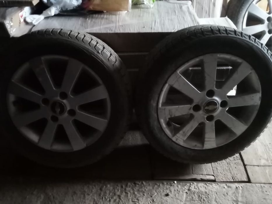 Продам зимние резину с дисками