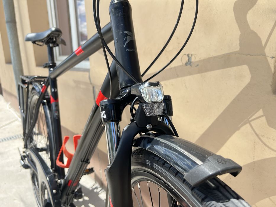 Bicicleta oras Pegasus 28 Inch frane hidraulice disc 24 viteze dinam butuc barbat XL