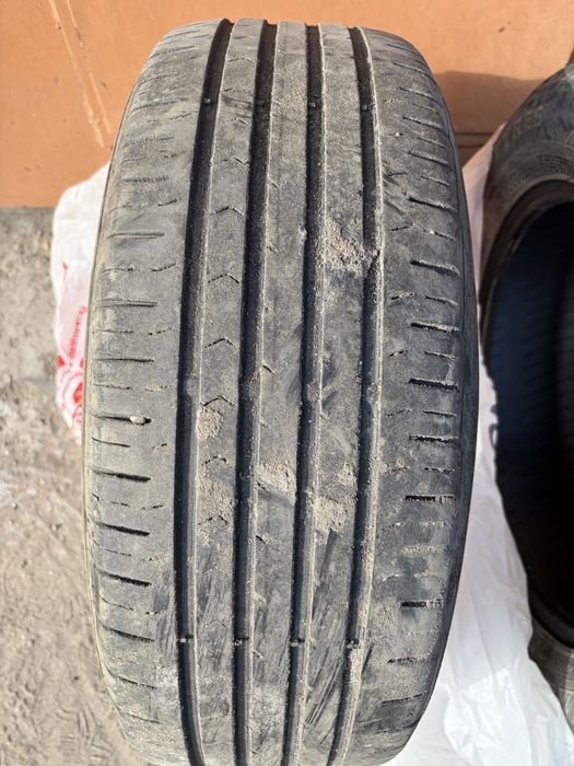 Продам 2 комплекта автомобильных шин