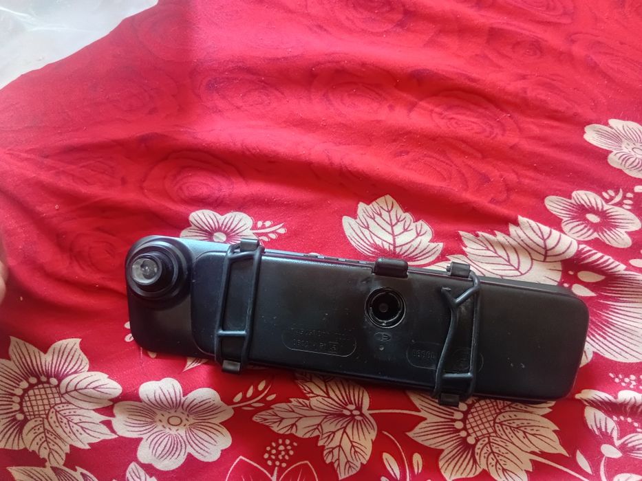 Продам зеркало видеорегестратор