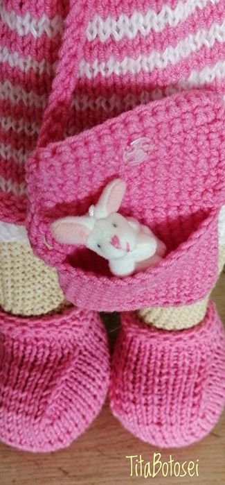 Păpușă croșetata, jucărie handmade, cadou Paște, Crăciun,.