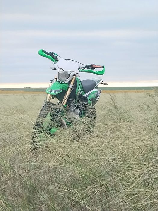 Продам эндуро 250