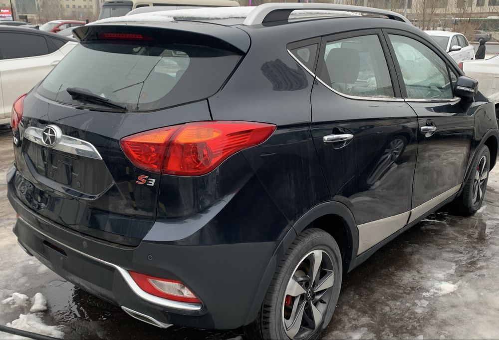 Новый автомобиль Jac S3