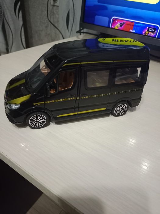 Машины железные продам