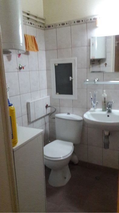 Дава се под наем Двустаен апартамент в Плевен, Широк център - 71 кв.м за 306 € - Снимка #6