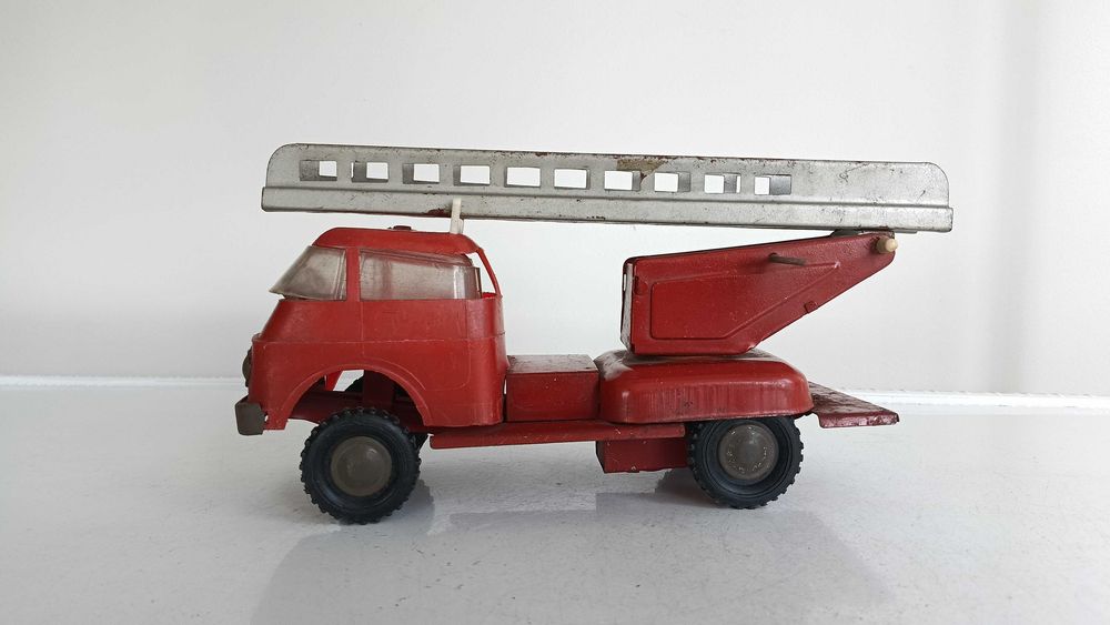 Vintage играчки от СОЦА.