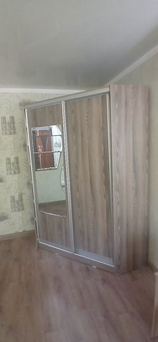 Шкаф купэ в хорошем состоянии.