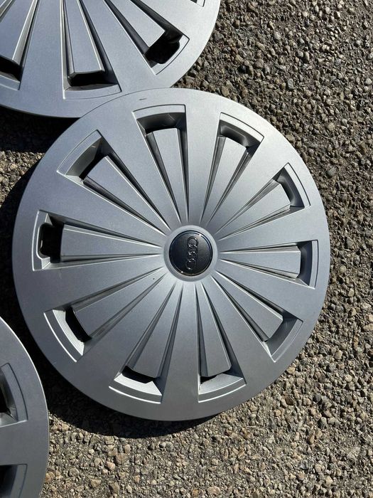 Тасове Ауди 16 цола Оригинални на Ауди