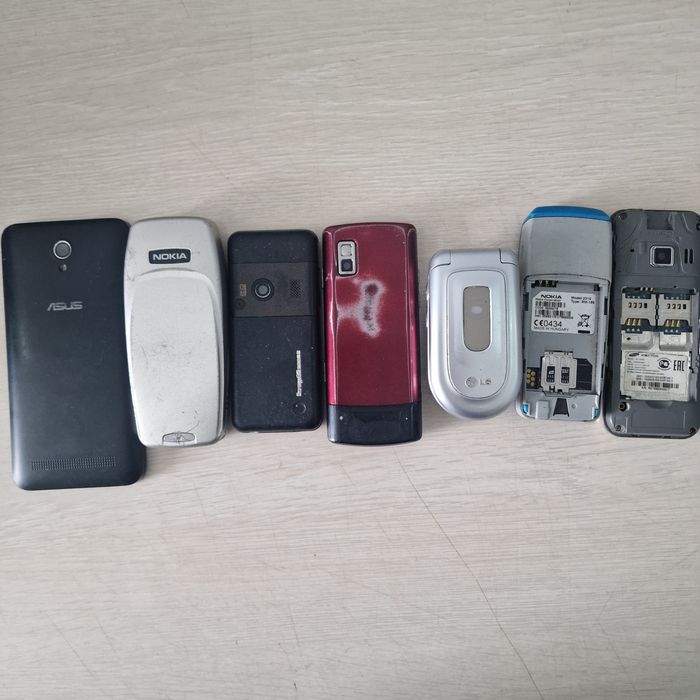 Продам телефоны для связи.