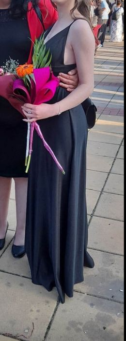 абитуриенска рокля