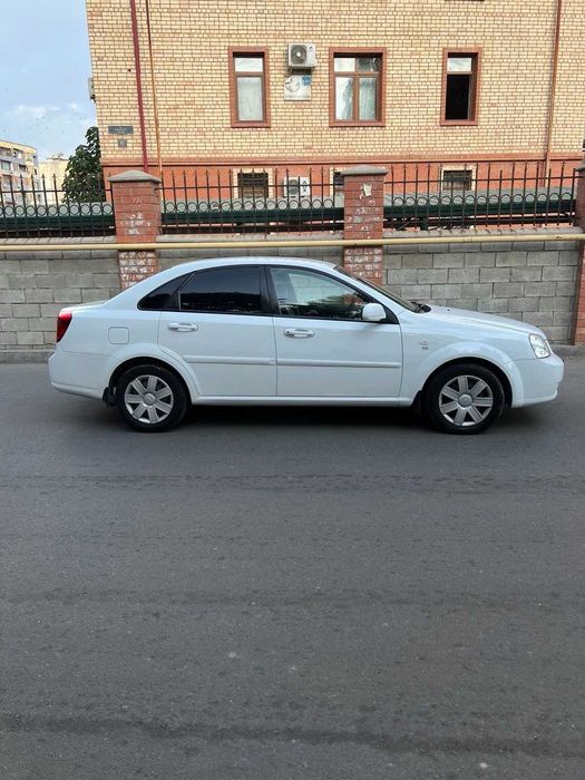Продаю свою Lacetti 1.8 MT 2013 | Один хозяин | Газ не устанавливался