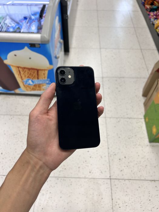 Продам Айфон 12 64gb 73%