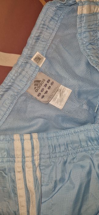 Къси панталони Adidas, размер S