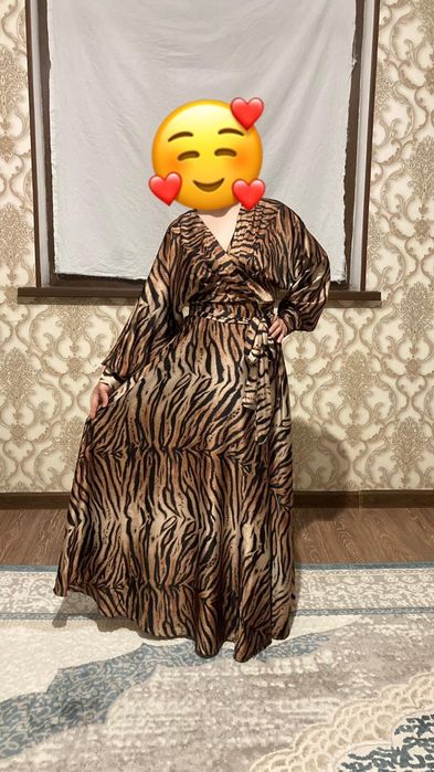 Тигровое платье нарядное