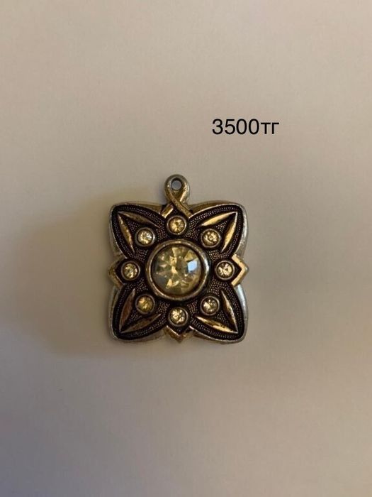 Колекционирование  , брошки СССР