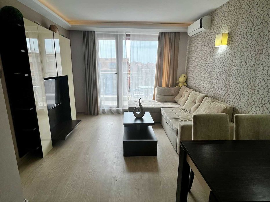 Продава се Двустаен апартамент в к.к. Слънчев бряг - 62 кв.м за 1420 €/кв.м - Снимка #2