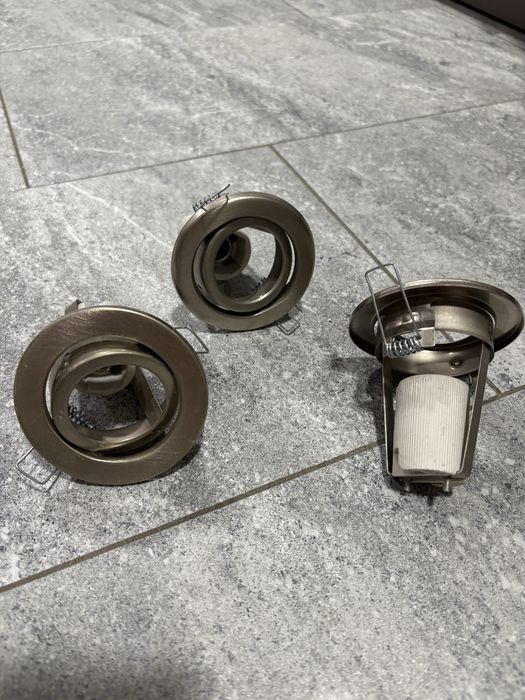 Продам споты -светильники