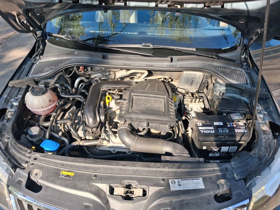 Skoda  rapid  unic proprietar de noua an 2018 benzina  tsi euro 6 cp 95