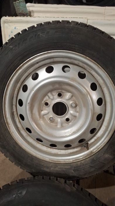 Диски с шинами зима r16