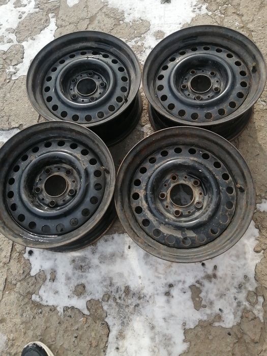 Продам диски на 15