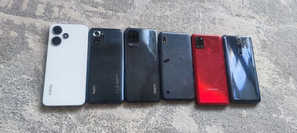 Продам телефоны все рабочие СРОЧНО!!