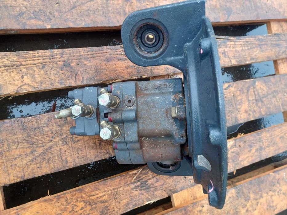 Pompa hidraulica miniexcavator Hitachi ZX25,ZX30 , PVD0B-24P-6G3-4913B