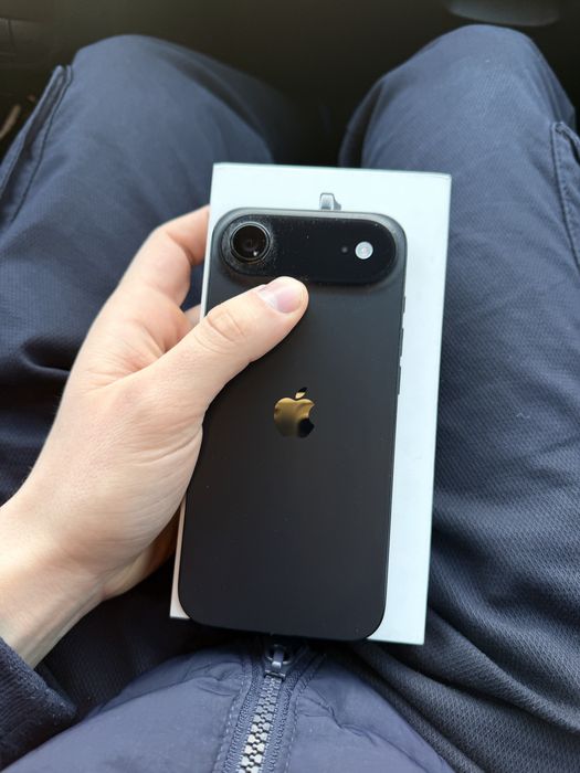 Продам iphone air