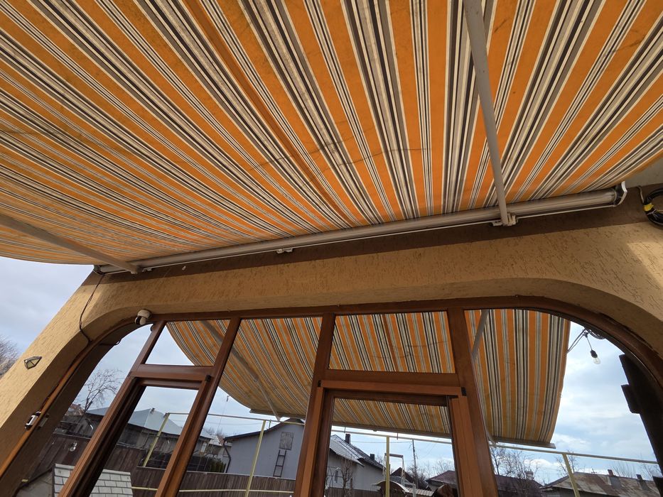 Copertine retractabile, automata si manuala de vanzare