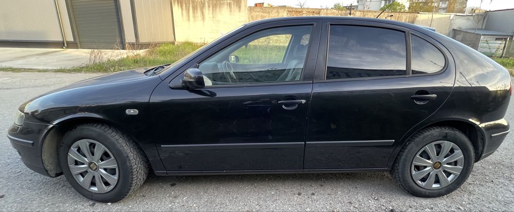 Seat Leon  1.M    1,6 бензин