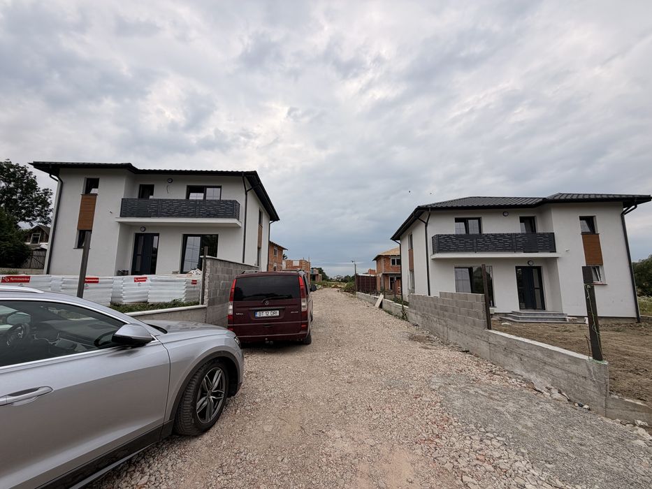 PREMIUM - Str. Cismea, jud. Botosani-- Casa - Locuinta P+E  :  Suprafata construita  88,20 mp S desfasurata 174,86mp S utila 141,66mp